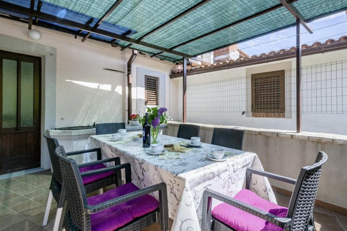 Marina Plomin In Plomin - Haus Fuer 6 Personen Villa ภายนอก รูปภาพ